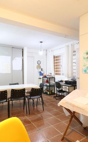Casa à venda com 365m², 4 quartos e 4 vagasSala 2 