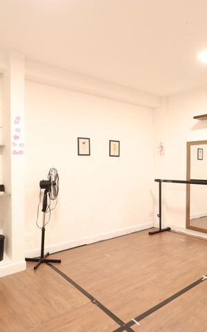 Casa à venda com 365m², 4 quartos e 4 vagassala 3