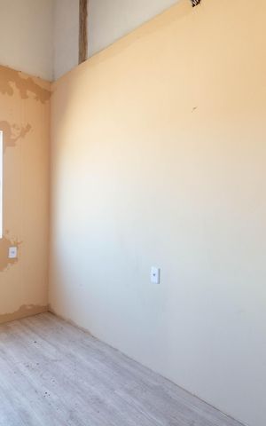 Casa à venda com 150m², 4 quartos e 2 vagas Casa à venda com 150m², 4 quartos e 2 vagasCobertura