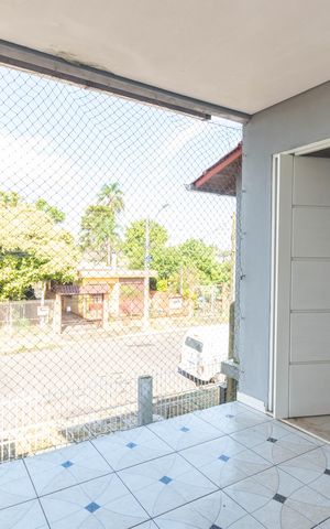Casa à venda com 150m², 4 quartos e 2 vagas Casa à venda com 150m², 4 quartos e 2 vagasVaranda da Sala