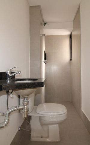 Apartamento à venda com 41m², 2 quartos e sem vagaBanheiro