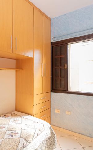 Casa à venda com 155m², 3 quartos e 4 vagas Casa à venda com 155m², 3 quartos e 4 vagasQuarto 2