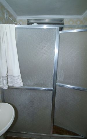 Apartamento à venda com 75m², 2 quartos e sem vagaBanheiro