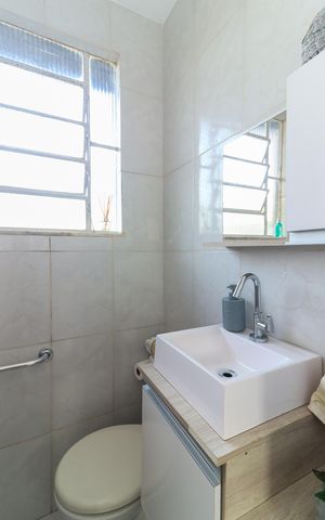 Casa para alugar com 130m², 2 quartos e sem vaga Casa para alugar com 130m², 2 quartos e sem vagaBanheiro Social