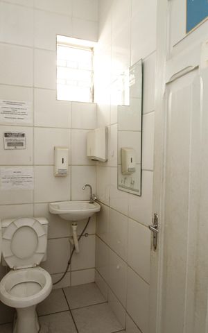Casa para alugar com 120m², 7 quartos e 4 vagasBanheiro 2
