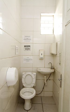 Casa para alugar com 120m², 7 quartos e 4 vagasBanheiro 2