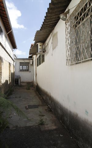 Casa para alugar com 120m², 7 quartos e 4 vagasCorredor