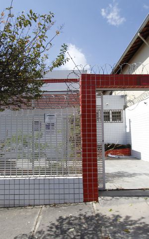 Casa para alugar com 120m², 7 quartos e 4 vagasFachada