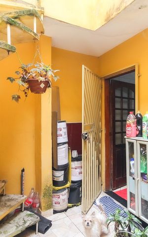 Casa à venda com 68m², 2 quartos e 1 vagaÁrea de Serviço