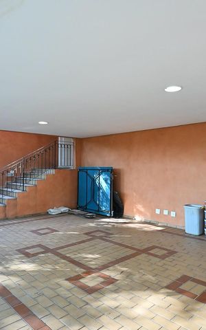 Casa de condomínio à venda com 310m², 4 quartos e 4 vagasGaragem