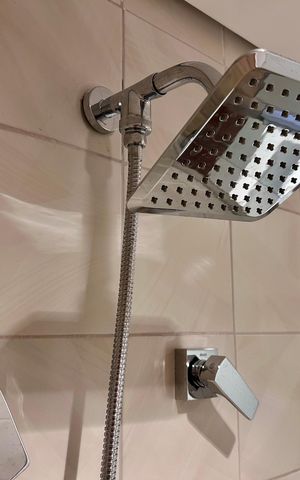 Studio para alugar com 45m², 1 quarto e 1 vaga Studio para alugar com 45m², 1 quarto e 1 vagaBanheiro