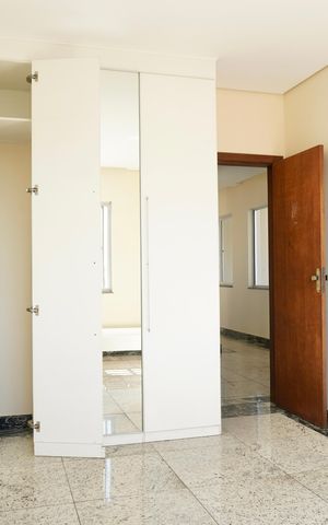 Casa à venda com 240m², 5 quartos e 3 vagasSuíte 2