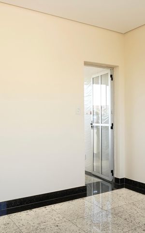 Casa à venda com 240m², 5 quartos e 3 vagasSala 2