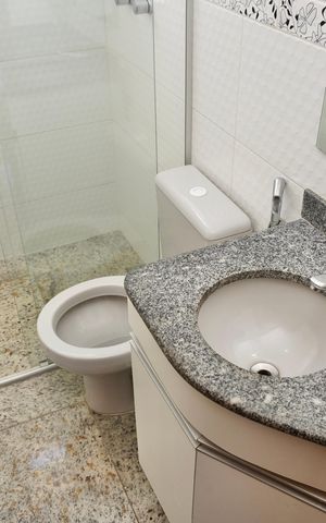 Casa à venda com 240m², 5 quartos e 3 vagasBanheiro Social 1