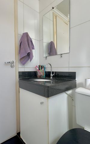 Apartamento à venda com 42m², 2 quartos e 1 vaga Apartamento à venda com 42m², 2 quartos e 1 vagaBanheiro