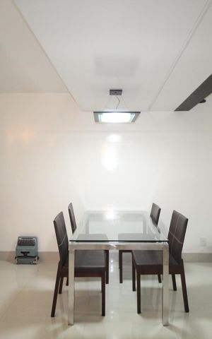 Apartamento à venda com 65m², 1 quarto e 1 vagaSala