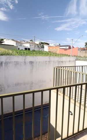 Casa para alugar com 270m², 5 quartos e 2 vagasVaranda - Terraço