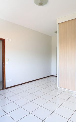Casa para alugar com 270m², 5 quartos e 2 vagasQuarto 4 - Suíte