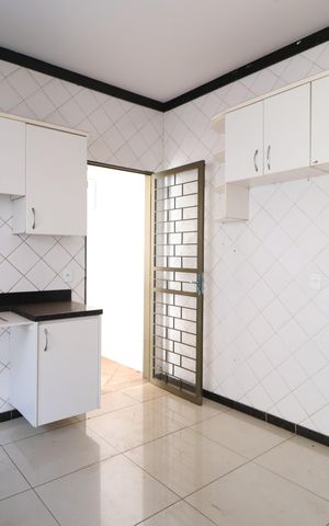 Casa para alugar com 270m², 5 quartos e 2 vagasCozinha