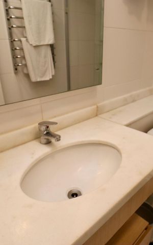 Studio para alugar com 44m², 1 quarto e 1 vaga Studio para alugar com 44m², 1 quarto e 1 vagaBanheiro