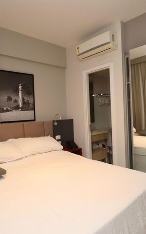 Studio para alugar com 44m², 1 quarto e 1 vaga Studio para alugar com 44m², 1 quarto e 1 vagaQuarto