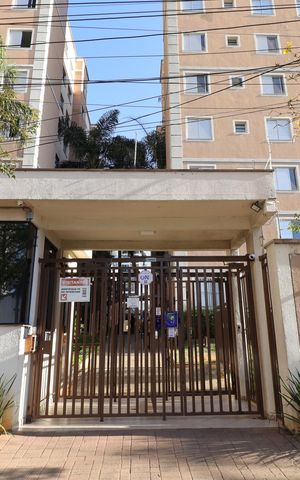Apartamento para alugar com 50m², 2 quartos e 1 vagaFachada e portaria