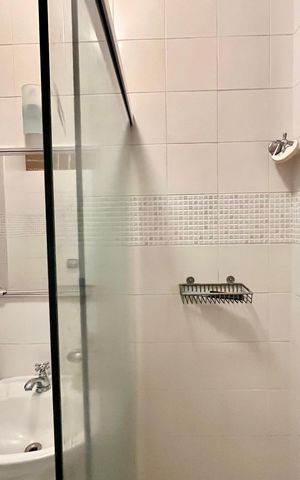 Apartamento para alugar com 90m², 2 quartos e sem vagaBanheiro 