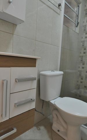 Casa para alugar com 90m², 3 quartos e sem vagaBanheiro social
