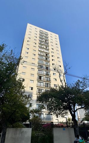 Apartamento para alugar com 84m², 2 quartos e 1 vaga Apartamento para alugar com 84m², 2 quartos e 1 vagaFachada