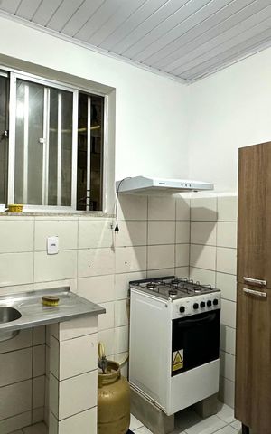 Casa para alugar com 90m², 2 quartos e sem vaga