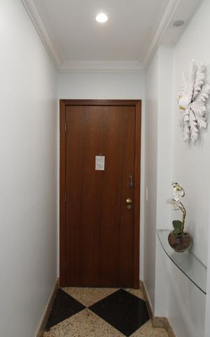 Apartamento à venda com 175m², 4 quartos e 2 vagasSala
