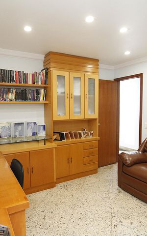 Apartamento à venda com 175m², 4 quartos e 2 vagasQUARTO 4 Cobertura