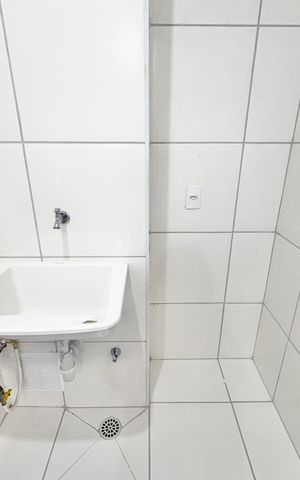 Apartamento para alugar com 34m², 2 quartos e sem vaga Apartamento para alugar com 34m², 2 quartos e sem vagaCozinha e Área de Serviço