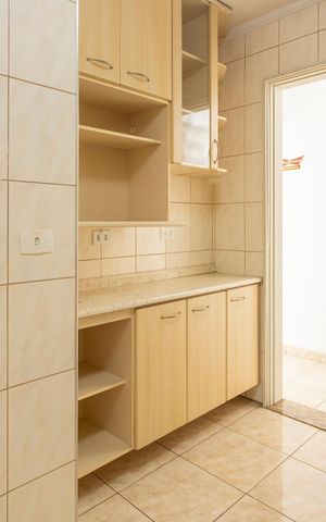 Apartamento para alugar com 51m², 2 quartos e 2 vagasCozinha