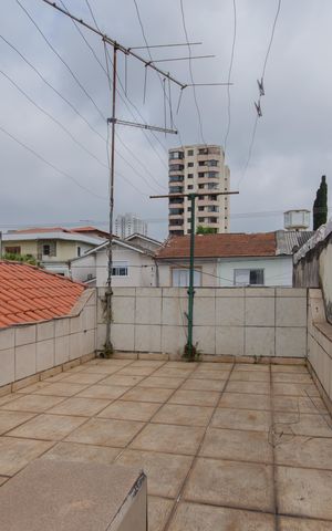 Casa à venda com 100m², 2 quartos e 1 vaga Casa à venda com 100m², 2 quartos e 1 vagaTerraço