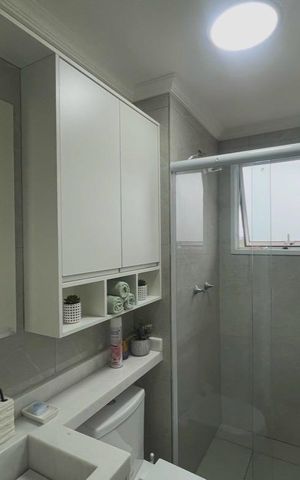 Apartamento à venda com 55m², 2 quartos e 1 vaga Apartamento à venda com 55m², 2 quartos e 1 vagaBanheiro