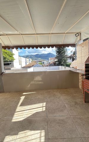 Casa à venda com 260m², 3 quartos e 2 vagasChurrasqueira do Terraço