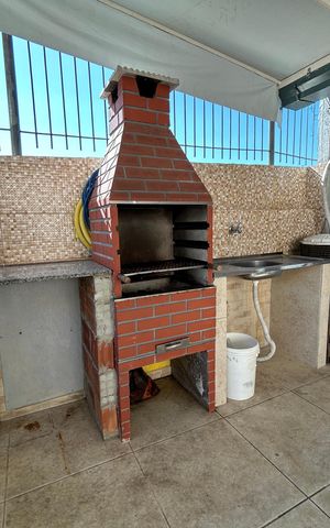 Casa à venda com 260m², 3 quartos e 2 vagasChurrasqueira do Terraço