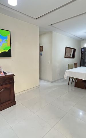 Casa à venda com 260m², 3 quartos e 2 vagasSala