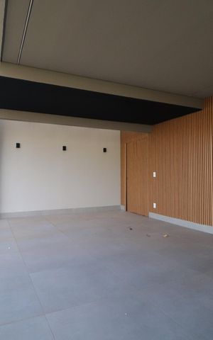 Casa de condomínio para alugar com 300m², 4 quartos e 4 vagasGaragem