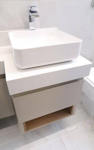 Casa de condomínio para alugar com 300m², 4 quartos e 4 vagasBanheiro da Suíte 2