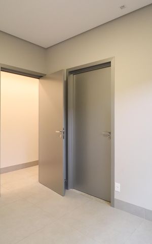 Casa de condomínio para alugar com 300m², 4 quartos e 4 vagasSuíte 2