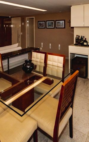 Apartamento à venda com 188m², 4 quartos e 3 vagasSala de Jantar