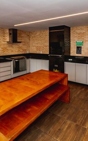 Apartamento à venda com 188m², 4 quartos e 3 vagasÁrea comum - Salão de festas