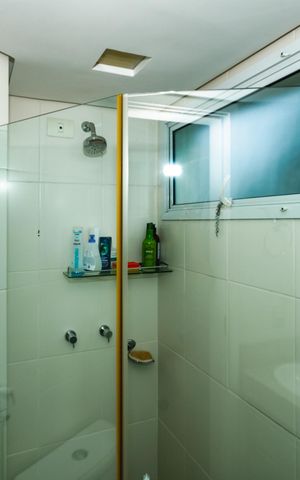 Apartamento à venda com 188m², 4 quartos e 3 vagasBanheiro do Quarto 3