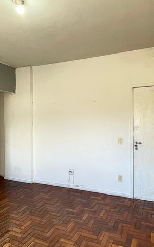 Apartamento à venda com 51m², 2 quartos e 1 vaga Apartamento à venda com 51m², 2 quartos e 1 vagaSala