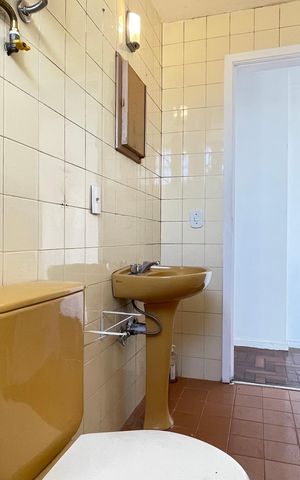 Apartamento à venda com 51m², 2 quartos e 1 vaga Apartamento à venda com 51m², 2 quartos e 1 vagaBanheiro