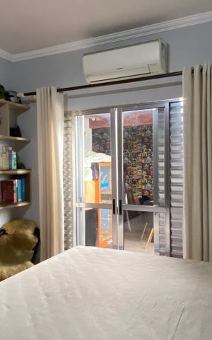 Casa à venda com 222m², 4 quartos e 2 vagas Casa à venda com 222m², 4 quartos e 2 vagasSuíte 3