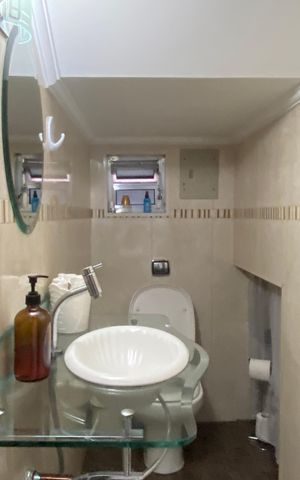 Casa à venda com 222m², 4 quartos e 2 vagas Casa à venda com 222m², 4 quartos e 2 vagasLavabo