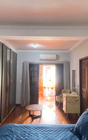 Casa à venda com 222m², 4 quartos e 2 vagas Casa à venda com 222m², 4 quartos e 2 vagasSuíte 2